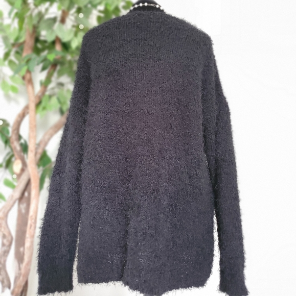 Over-sized sweater NWOT - Picture 3 of 4